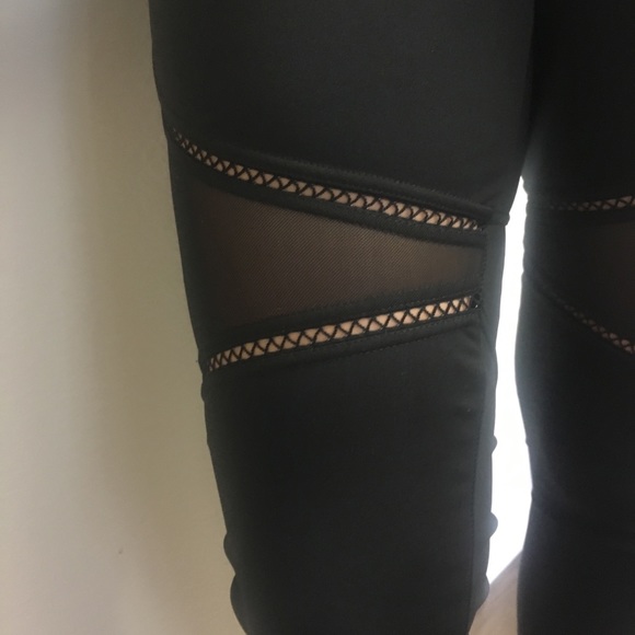 yoga pants - Picture 3 of 6